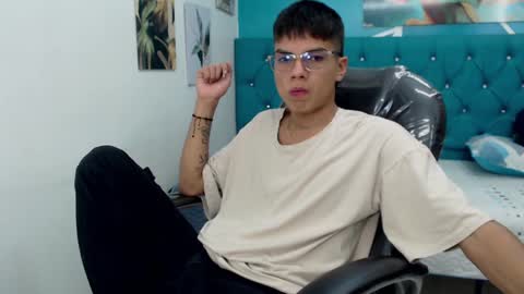 Noha Scott online show from 12-26-24, 06:12