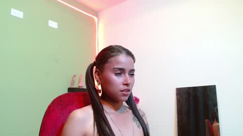 Snapshot of noha_thomson chatting on 12-16-24, 03:51 Noha Thomson online show from 12-16-24, 03:51