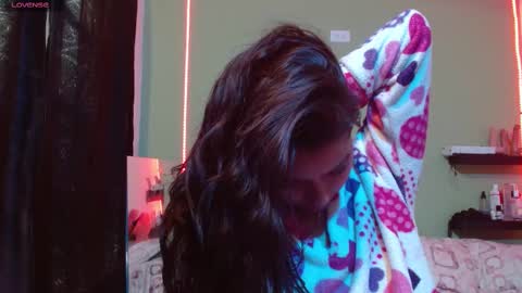 Snapshot of noha_thomson chatting on 02-28-25, 02:53 Noha Thomson online show from 02-28-25, 02:53