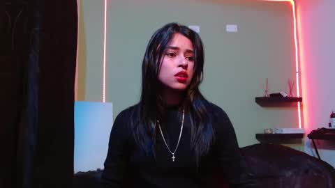 Snapshot of noha_thomson chatting on 09-10-25, 10:54 Noha Thomson online show from 09-10-25, 10:54