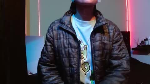 Snapshot of noha_thomson chatting on 10-03-25, 09:34 Noha Thomson online show from 10-03-25, 09:34