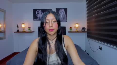  Nohemi   online show from 02-05-25, 07:53