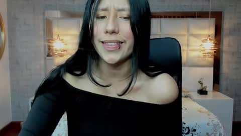  Nohemi   online show from 11-05-25, 07:14