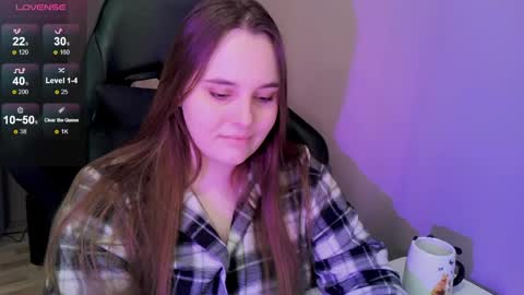 noir_ember_ online show from 04-08-26, 04:07