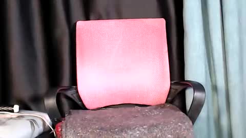 Snapshot of noircandy chatting on 01-22-25, 09:54 Noir Thats My Name Call Me Bablicious online show from 01-22-25, 09:54