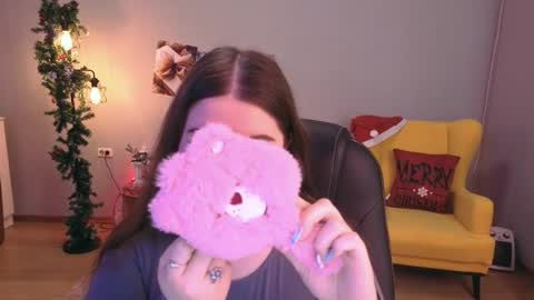 noirwhisper online show from 12-14-25, 06:23