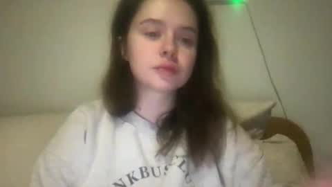 Snapshot of noiryn chatting on 01-12-26, 02:44 Noiryn online show from 01-12-26, 02:44