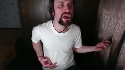 Snapshot of noise_zero chatting on 11-28-25, 07:16 Noise Zero online show from 11-28-25, 07:16