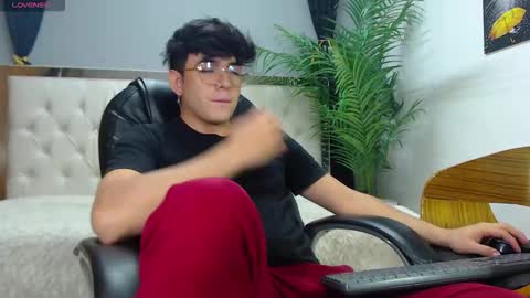 Nolan  online show from 09-30-25, 06:02