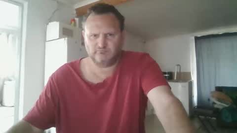 Nollie online show from 10-28-25, 05:33