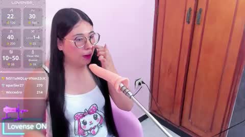 Nahomi online show from 12-14-25, 03:45