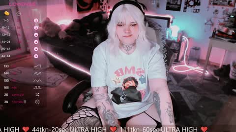 Snapshot of noori_hope chatting on 02-01-25, 01:34 Noori online show from 02-01-25, 01:34