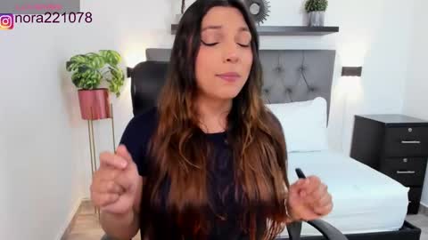 Nora online show from 02-18-25, 05:31