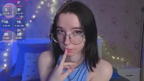 Nora Failure online show from 02-10-25, 06:20