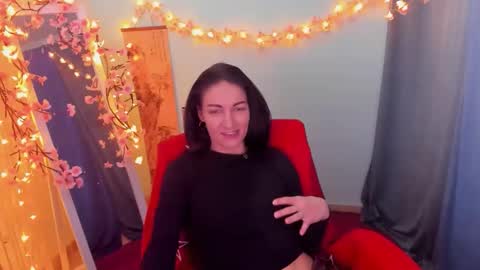 Nora online show from 02-24-26, 09:13