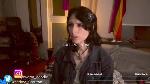 Snapshot of noreallyilikepeanuts chatting on 09-16-25, 02:01 Ariane online show from 09-16-25, 02:01