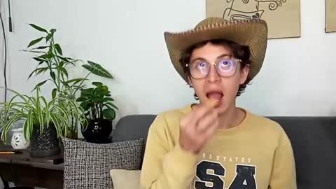 Norehg online show from 10-15-25, 11:27