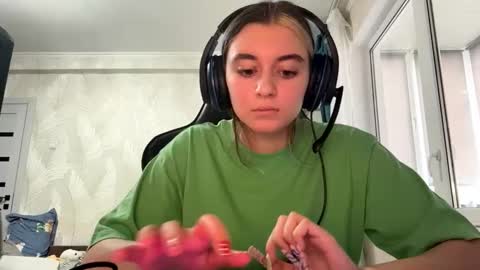 Snapshot of norinefrymyer chatting on 02-26-26, 06:23 Elena online show from 02-26-26, 06:23