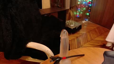 miss Tress online show from 02-13-25, 02:45