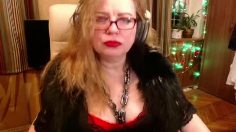 miss Tress online show from 03-29-26, 07:47