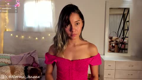 Snapshot of norma_jeaane chatting on 01-19-25, 09:55 Norma Jeaane online show from 01-19-25, 09:55