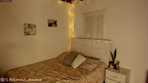 Snapshot of norma_jeaane chatting on 02-10-25, 11:45 Norma Jeaane online show from 02-10-25, 11:45