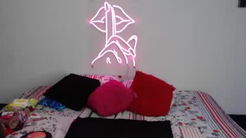  Norma  online show from 10-22-25, 08:08