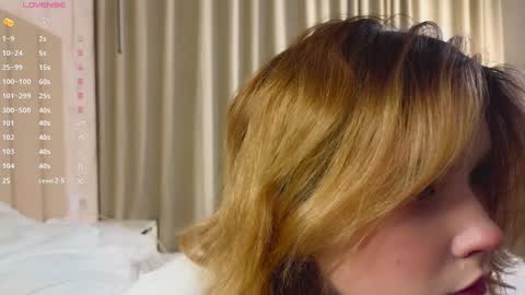 Snapshot of northern_gracia chatting on 12-23-24, 03:23 Gracia 150 online show from 12-23-24, 03:23