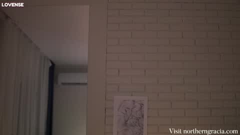 Snapshot of northern_gracia chatting on 02-15-25, 01:21 Gracia 150 online show from 02-15-25, 01:21