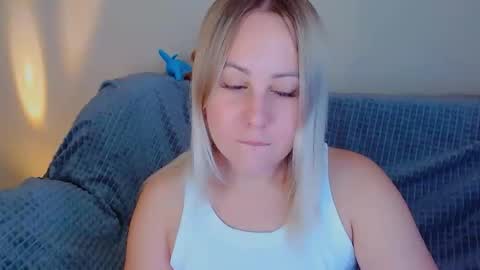 hi glad to chat online show from 09-09-25, 10:04