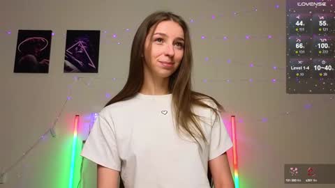 Hello My name is Helene NTMU  Finger up if u like what u see online show from 12-15-24, 02:16