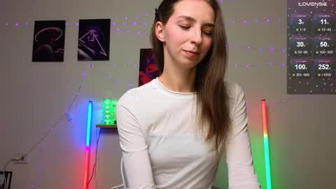 Hello My name is Helene NTMU  Finger up if u like what u see online show from 12-28-24, 02:32