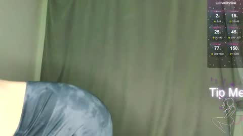 Hello My name is Helene NTMU  Finger up if u like what u see online show from 02-19-25, 05:16