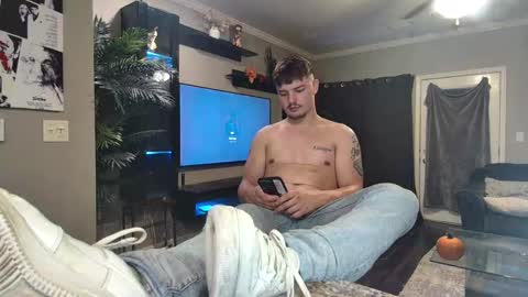 Riley online show from 10-19-25, 01:28