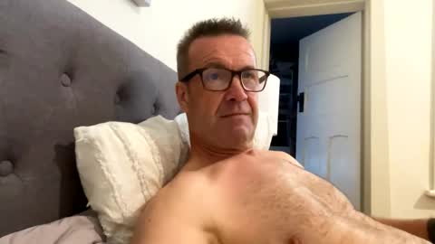 Snapshot of nottsaust chatting on 12-04-24, 12:19 Nottsaust online show from 12-04-24, 12:19