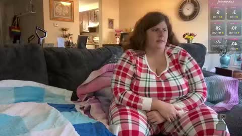 NotUrBabyMoms online show from 11-16-25, 04:56