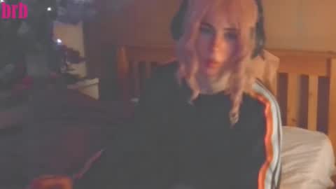 Lucy online show from 10-26-25, 01:11