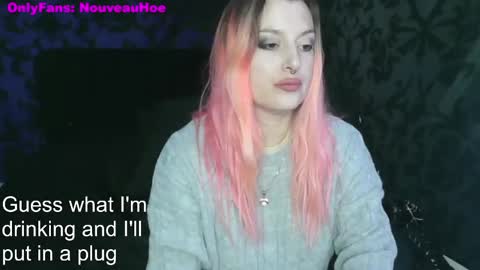 Snapshot of nouveauho3 chatting on 01-20-25, 10:37 Nouveauho3 online show from 01-20-25, 10:37