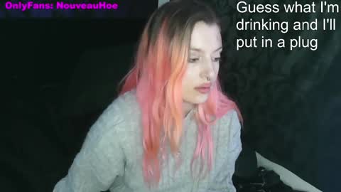 Snapshot of nouveauho3 chatting on 01-21-25, 02:33 Nouveauho3 online show from 01-21-25, 02:33