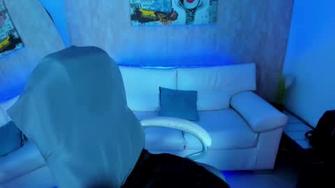 nova online show from 11-09-25, 05:39