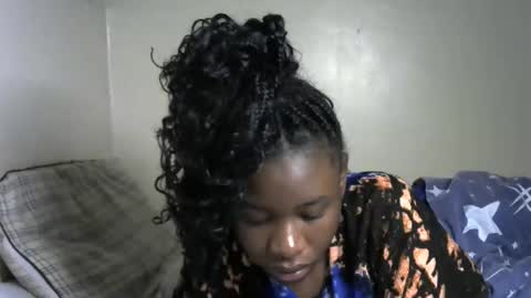 Snapshot of novaah chatting on 10-26-25, 10:36 novaah online show from 10-26-25, 10:36