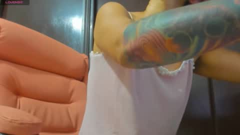 Novacy online show from 10-24-25, 10:33