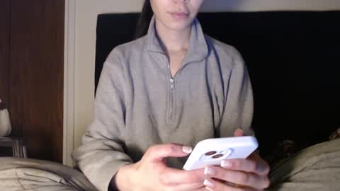 Olivia online show from 12-30-24, 05:26