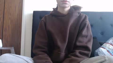 Olivia online show from 01-26-25, 06:27