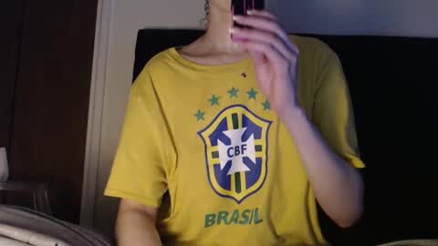 Olivia online show from 01-29-25, 11:04