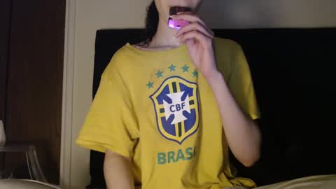 Olivia online show from 02-01-25, 01:02