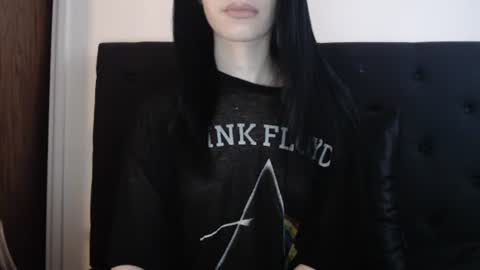 Olivia online show from 12-03-25, 09:02