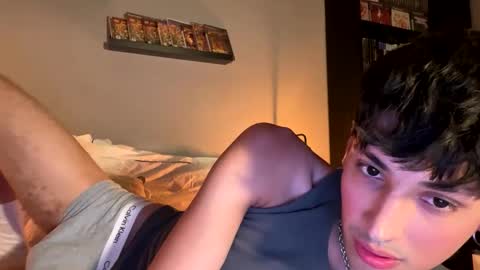 Snapshot of noxnude chatting on 12-16-25, 11:21 noxnude online show from 12-16-25, 11:21