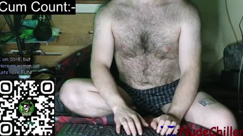 Snapshot of nudechiller chatting on 12-23-24, 06:48 Vinz... online show from 12-23-24, 06:48
