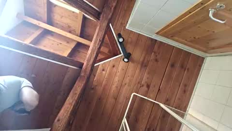 Snapshot of nudechiller chatting on 10-17-25, 10:29 Vinz... online show from 10-17-25, 10:29